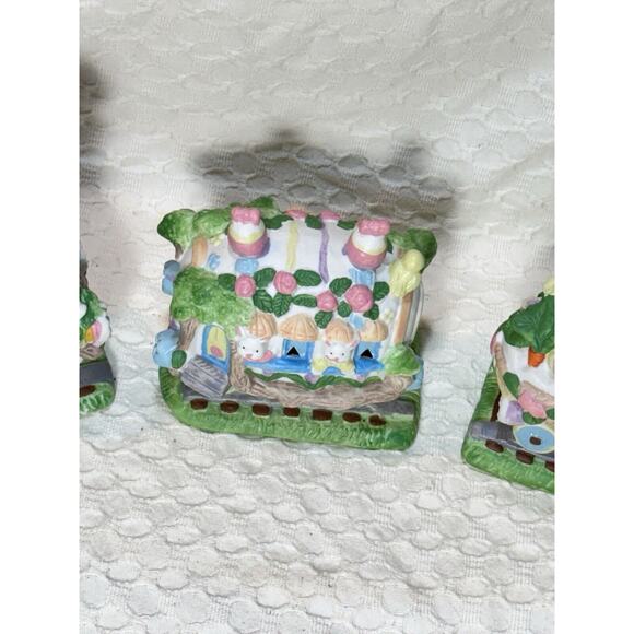 Vintage 3-piece Lighted Easter Train Set Ceramic Holiday Decor Bunny Egg WORKS - Picture 3 of 12